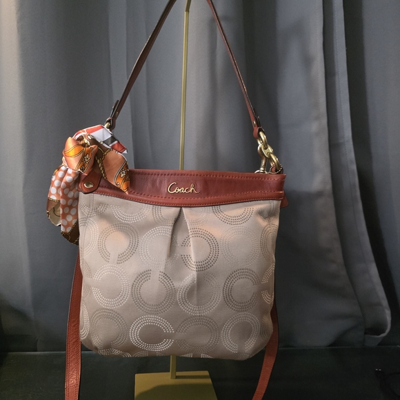 Coach Optic Signature Pleated Crossbody /Multiway– Style F20088 - Picture 1 of 15
